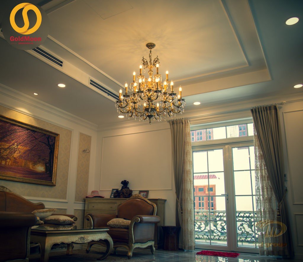 C&aacute;c loại đ&egrave;n ch&ugrave;m biệt thự thường gặp v&agrave; đặc điểm của ch&uacute;ng