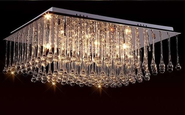 Đ&egrave;n ch&ugrave;m cao cấp luxury c&ugrave;ng c&aacute;c đặc điểm của n&oacute;