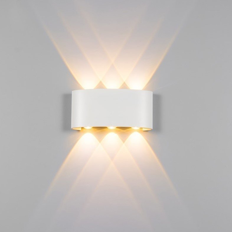 Đèn tường cầu thang một vẻ đẹp tinh tế và sang trọng Den tuong cau thang mot ve dep tinh te va sang trong 2 Đèn tường cầu thang một vẻ đẹp tinh tế và sang trọng