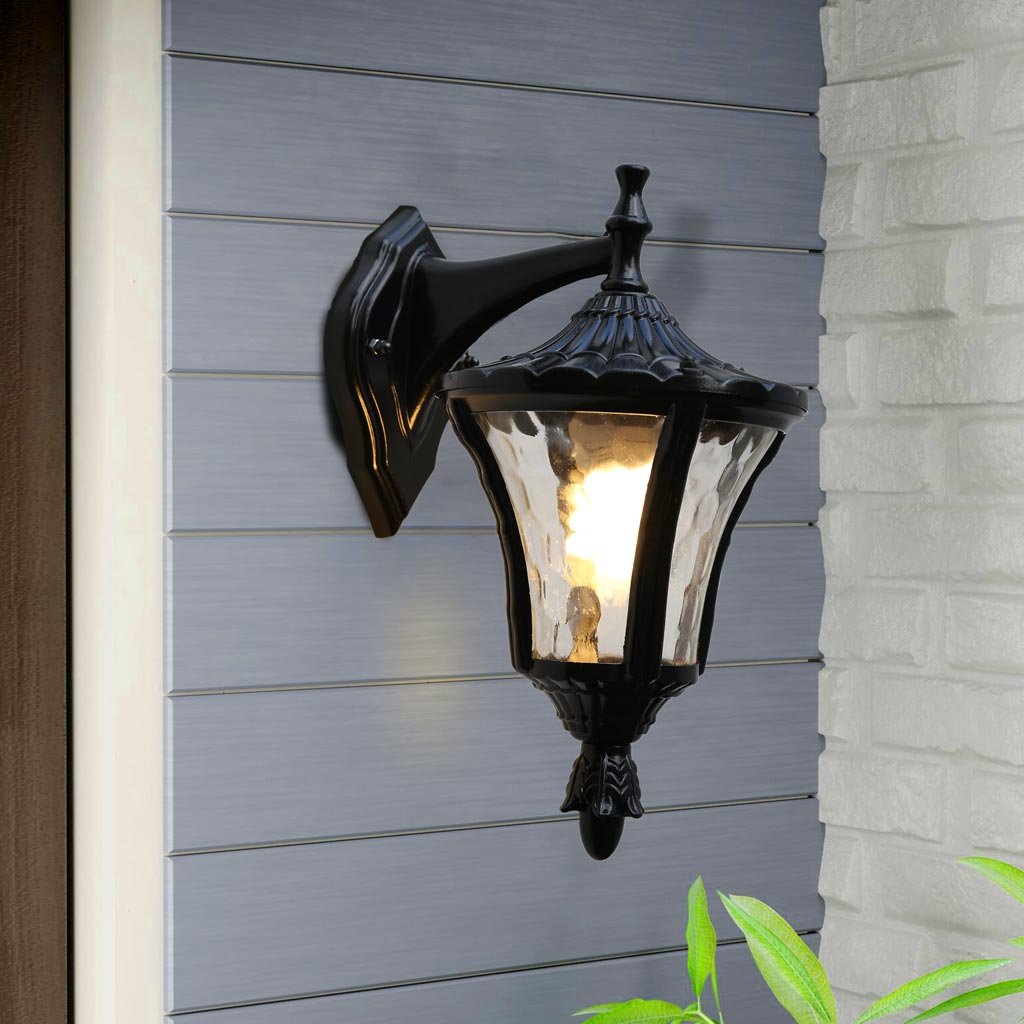 Đ&egrave;n tường cổ điển v&agrave; c&aacute;c ưu điểm nổi bật của đ&egrave;n