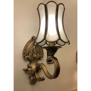 Đèn tường đồng và không gian phù hợp để treo đèn Den tuong dong va khong gian phu hop de treo den 1