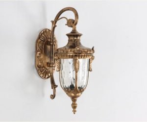 Đèn tường đồng và một số ưu điểm của chúng Den tuong dong va mot so uu diem cua chung 1