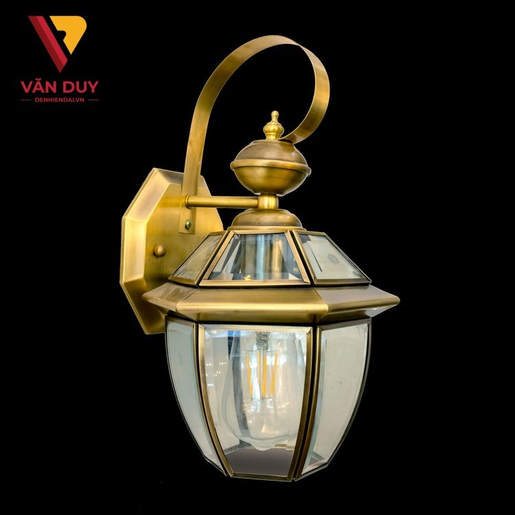 Đ&egrave;n tường hắt ngo&agrave;i trời - Điểm s&aacute;ng cho ngoại thất s&acirc;n vườn