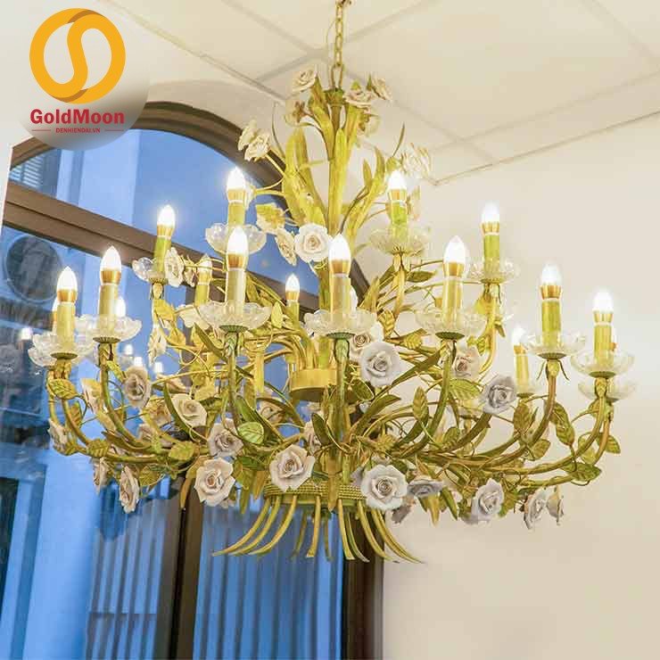 Gi&aacute; đ&egrave;n ch&ugrave;m trang tr&iacute; cao cấp phụ thuộc v&agrave;o những yếu tố n&agrave;o?