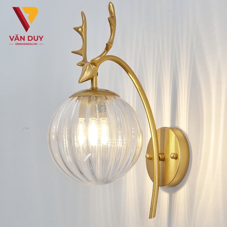 Khám phá tầm quan trọng của mẫu đèn tường cầu thang Kham pha tam quan trong cua mau den tuong cau thang 2 Khám phá tầm quan trọng của mẫu đèn tường cầu thang