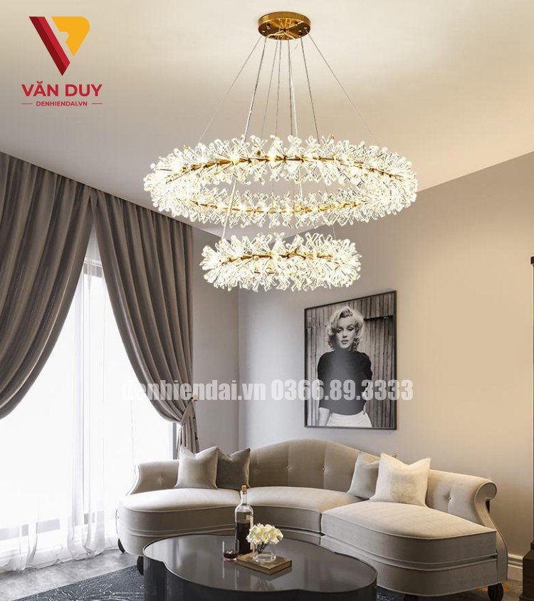 Lý giải sức hút kỳ diệu của mẫu đèn thả pha lê nghệ thuật Ly giai suc hut ky dieu cua mau den tha pha le nghe thuat 3 Lý giải sức hút kỳ diệu của mẫu đèn thả pha lê nghệ thuật