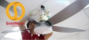 Mách bạn cách vệ sinh quạt trần đèn nhanh chóng, hiệu quả Mach ban cach ve sinh quat tran den nhanh chong hieu qua 1