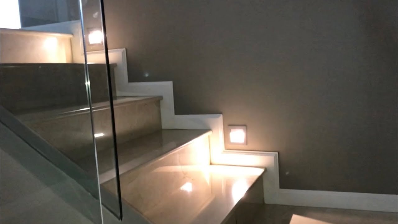 Một số mẫu đ&egrave;n hắt tường trong nh&agrave; nổi bật nhất hiện nay