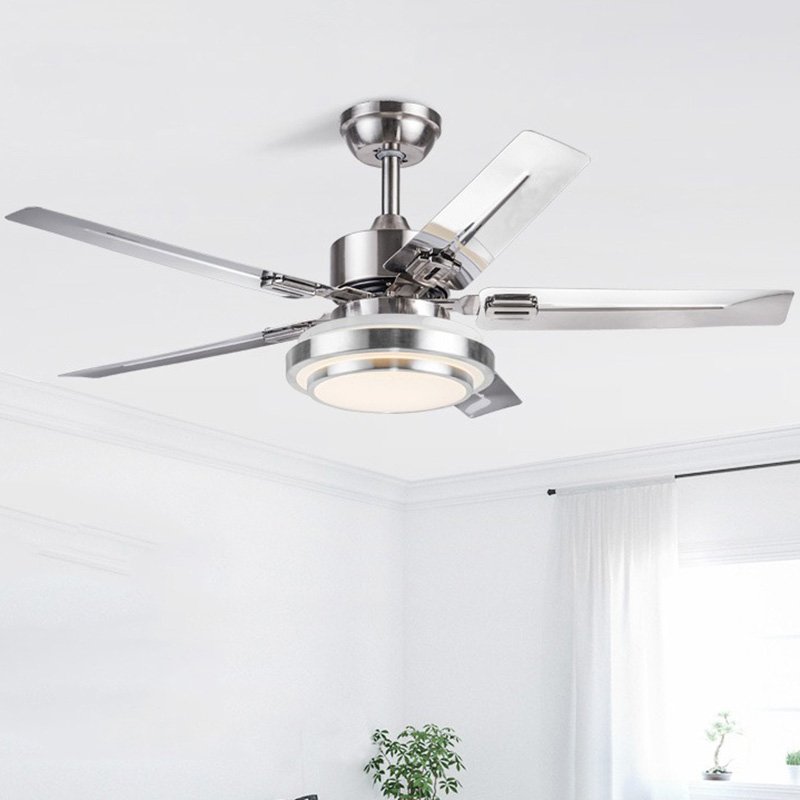 Một số ưu điểm nổi bật của mẫu đ&egrave;n quạt trần hiện đại