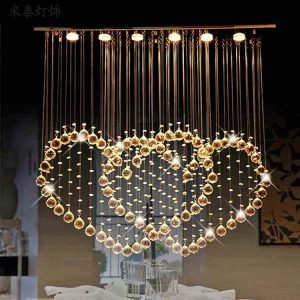 Sức hút kì diệu của đèn thả pha lê nghệ thuật Suc hut ki dieu cua den tha pha le nghe thuat 1