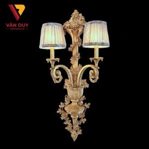 Tiết lộ sức hút kỳ diệu của mẫu đèn tường Châu Âu cao cấp Tiet lo suc hut ky dieu cua mau den tuong chau au cao cap 1