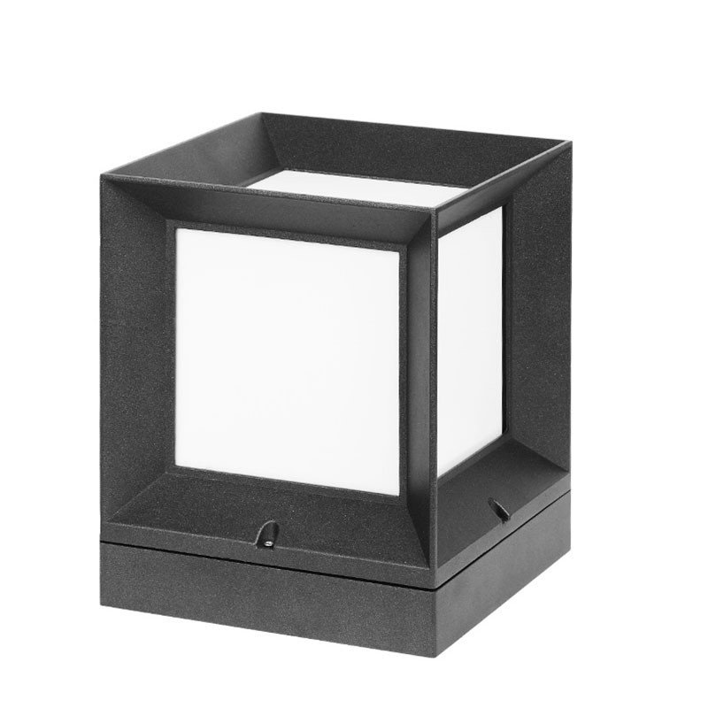 Đèn trụ cổng bằng đồng - Vẻ đẹp vượt thời gian cho không gian ngoại thất