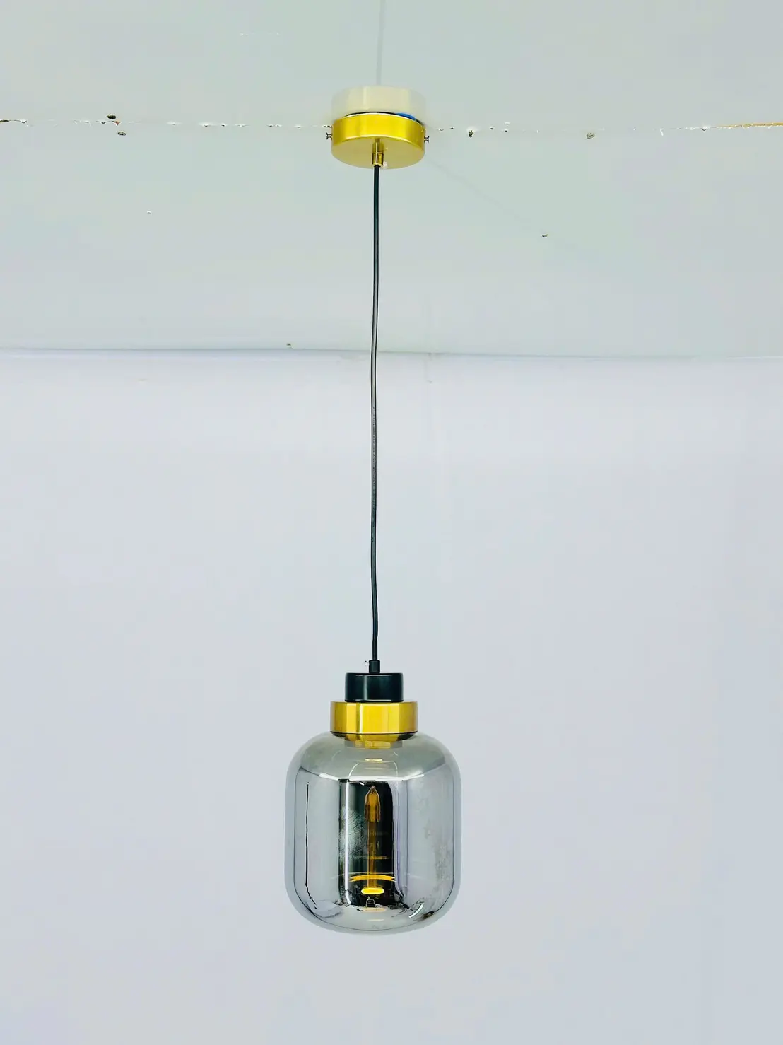 Img 1744098335600 1744431947045 - Khám phá Đèn thả thủy tinh GoldMoon GMTT48, lý tưởng cho mọi không gian sống!